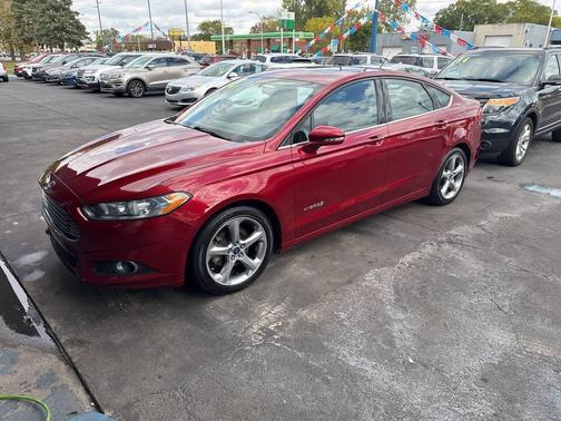 2014 Ford Fusion Hybrid SE
