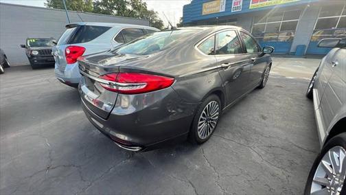 2017 Ford Fusion SE