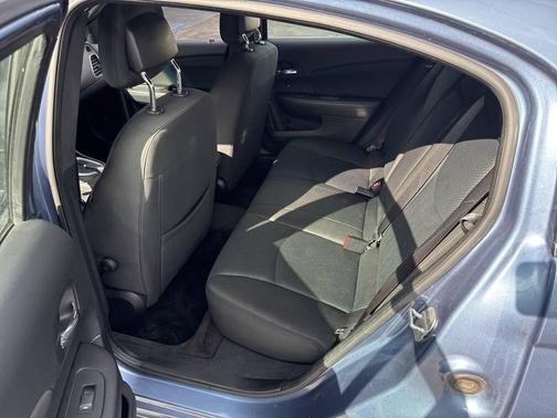 2011 Chrysler 200 Touring