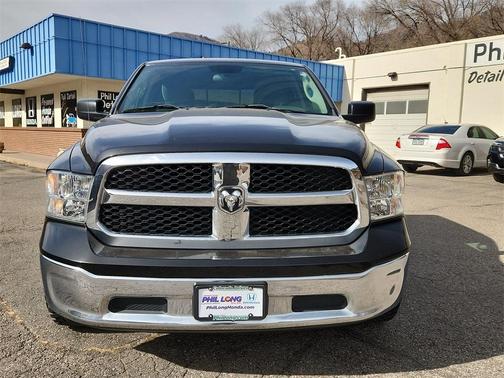 2017 RAM 1500 SLT