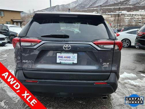 2023 Toyota RAV4 XLE