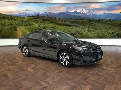 Crystal Black Silica 2025 Subaru Legacy Premium
