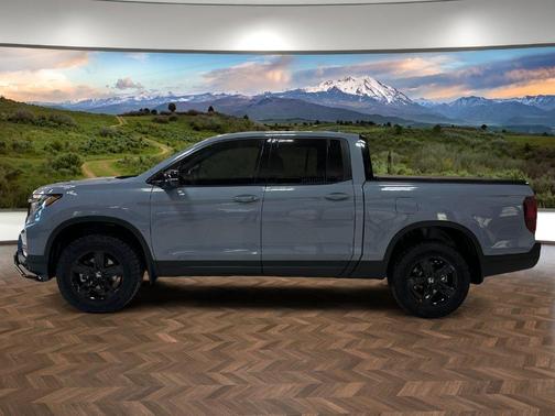 Sonic Gray Pearl 2023 Honda Ridgeline Black Edition