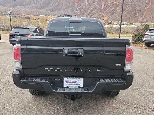 2023 Toyota Tacoma TRD Off Road