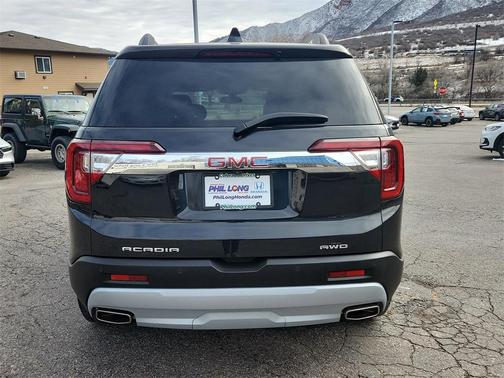2020 GMC Acadia SLT