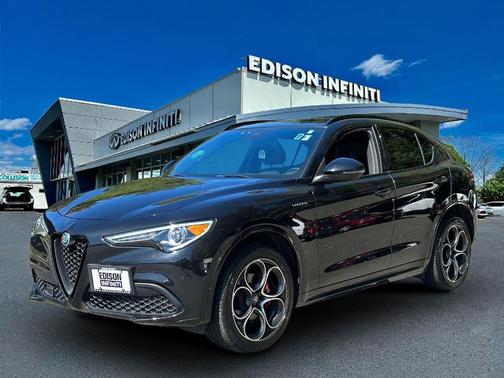 2023 Alfa Romeo Stelvio Ti