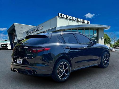 2023 Alfa Romeo Stelvio Ti