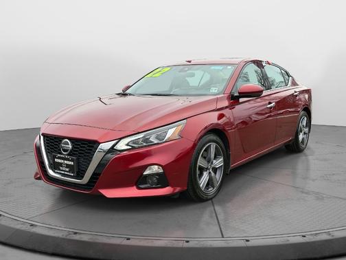 2022 Nissan Altima 2.5 SL