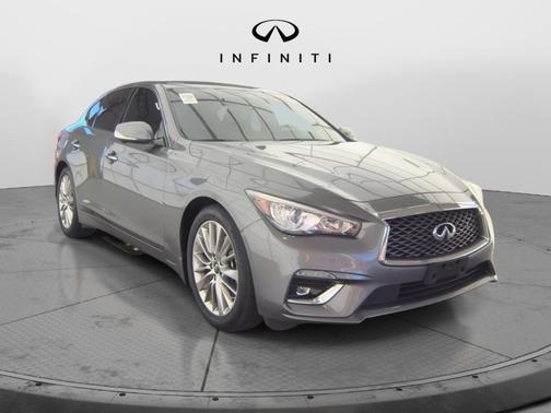 2023 INFINITI Q50 LUXE