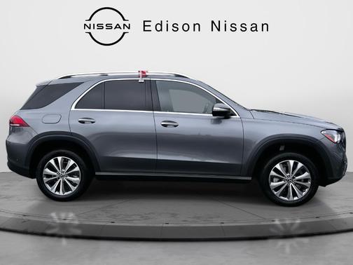 2022 Mercedes-Benz GLE 350 Base 4MATIC