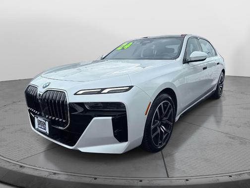 2024 BMW 740 i xDrive