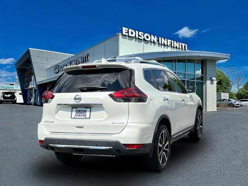 2020 Nissan Rogue SL