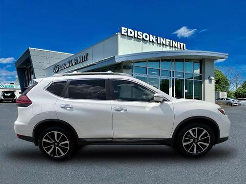 2020 Nissan Rogue SL