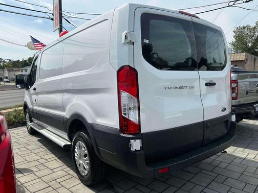 2024 Ford Transit-250 T-250 130 LOW RF 9070 GVWR