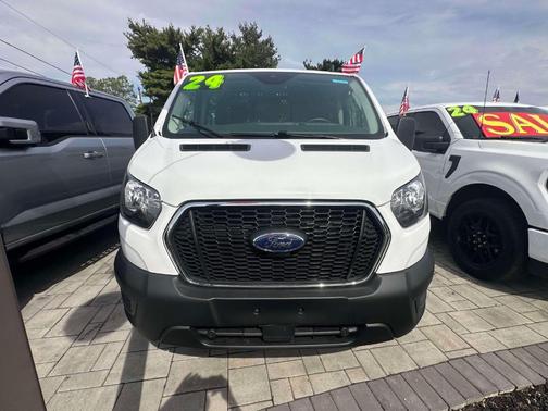 2024 Ford Transit-250 T-250 130 LOW RF 9070 GVWR
