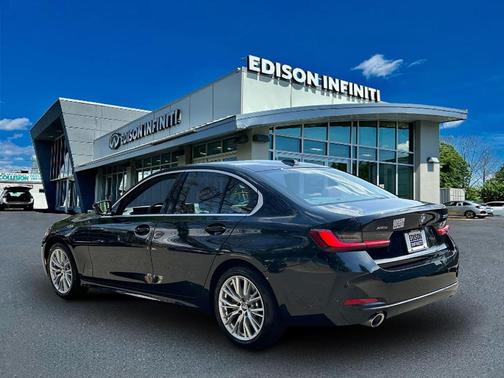 2024 BMW 330 i xDrive