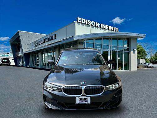2024 BMW 330 i xDrive