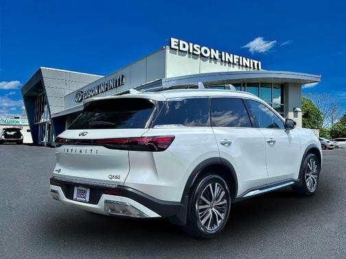 2022 INFINITI QX60 SENSORY