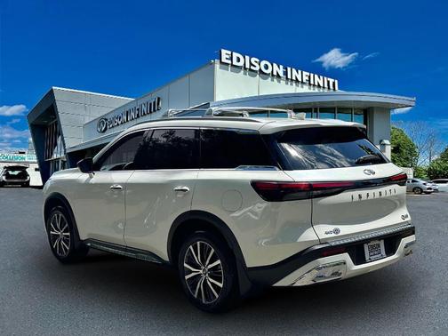 2022 INFINITI QX60 SENSORY