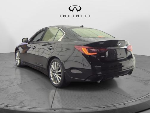 2023 INFINITI Q50 LUXE