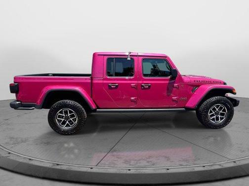 Tuscadero Pearlcoat 2024 Jeep Gladiator Rubicon