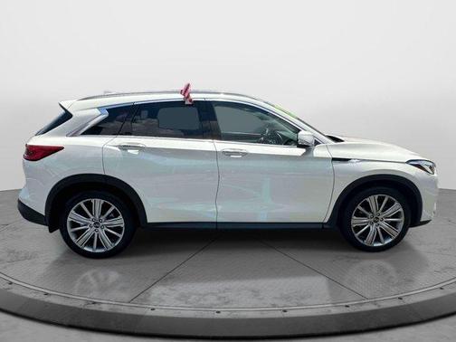Majestic White 2022 INFINITI QX50 SENSORY