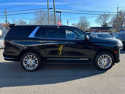 2023 Cadillac Escalade Premium Luxury