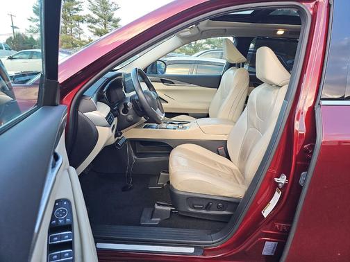 2024 INFINITI QX60 Luxe