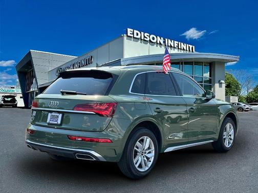 2022 Audi Q5 45 S line quattro Premium