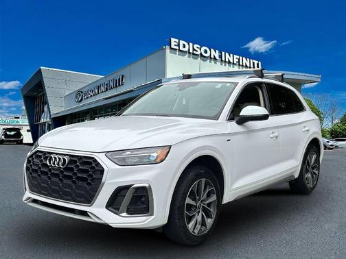 2023 Audi Q5 45 S line quattro Premium
