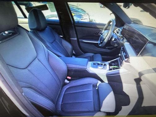 2025 BMW 330 i xDrive