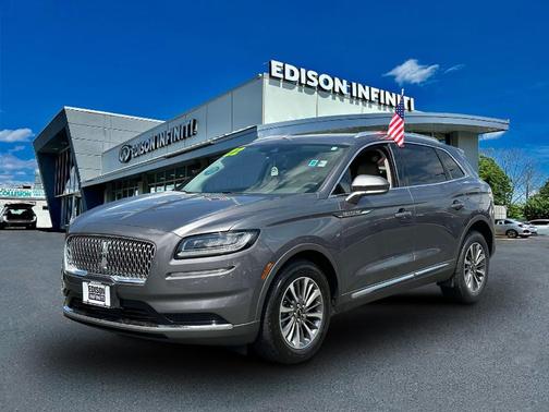2022 Lincoln Nautilus Standard
