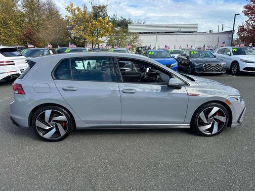 2024 Volkswagen Golf GTI 2.0T S