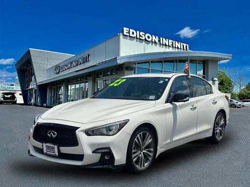 2023 INFINITI Q50 SENSORY