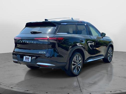 Diamond Black 2026 INFINITI QX60 Luxe