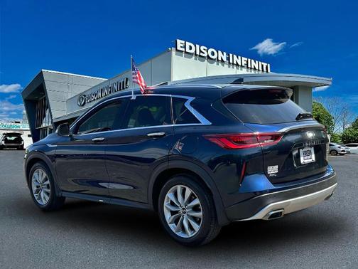 2022 INFINITI QX50 Luxe