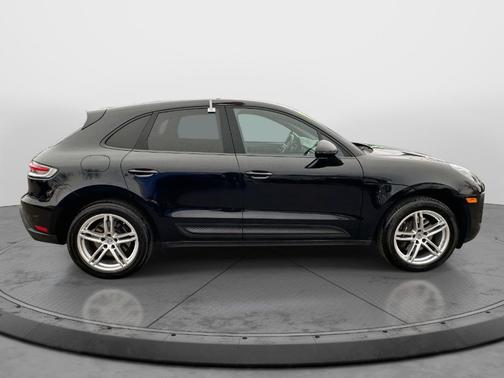 2024 Porsche Macan 