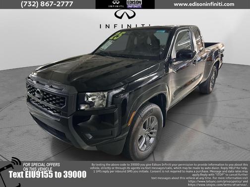 2025 Nissan Frontier SV