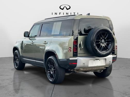 2025 Land Rover Defender P300