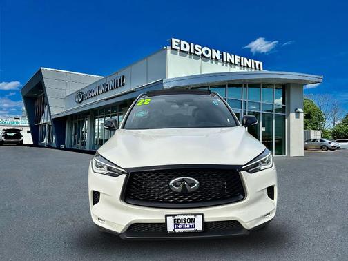 2022 INFINITI QX50 Luxe