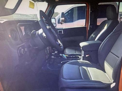 2025 Jeep Gladiator Mojave
