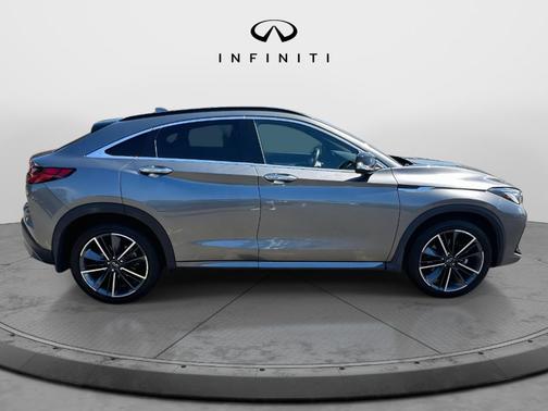 2024 INFINITI QX55 LUXE
