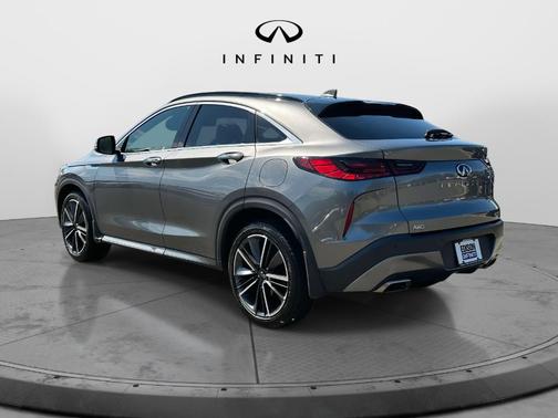 2024 INFINITI QX55 LUXE