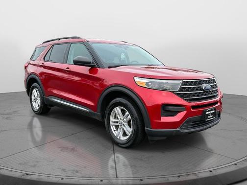 Jewel Red Metallic 2023 Ford Explorer XLT