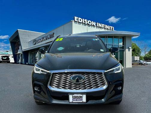 2022 INFINITI QX55 LUXE