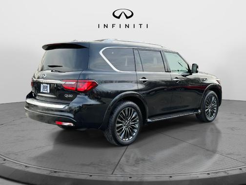 2024 INFINITI QX80 SENSORY