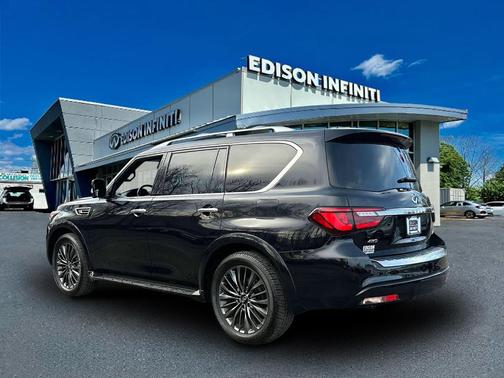 2024 INFINITI QX80 SENSORY