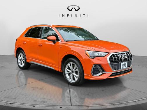 2022 Audi Q3 45 S line Premium
