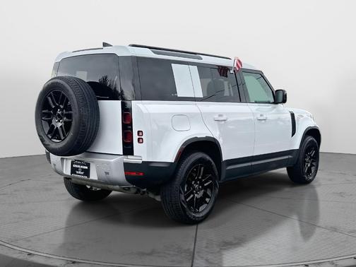 2025 Land Rover Defender P300