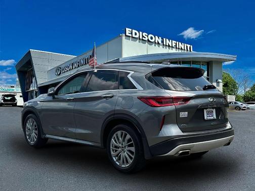 2024 INFINITI QX50 Luxe